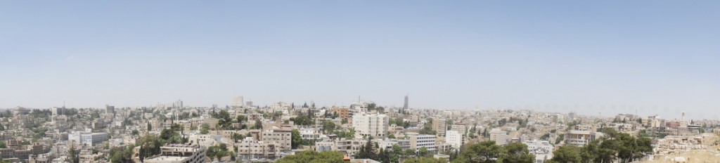 a city with many buildings