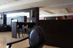 a black chair in a room
