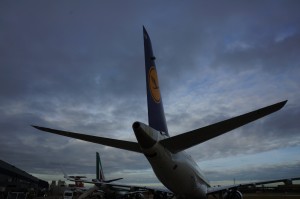 the tail of an airplane