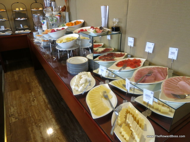 Free platinum status breakfast
