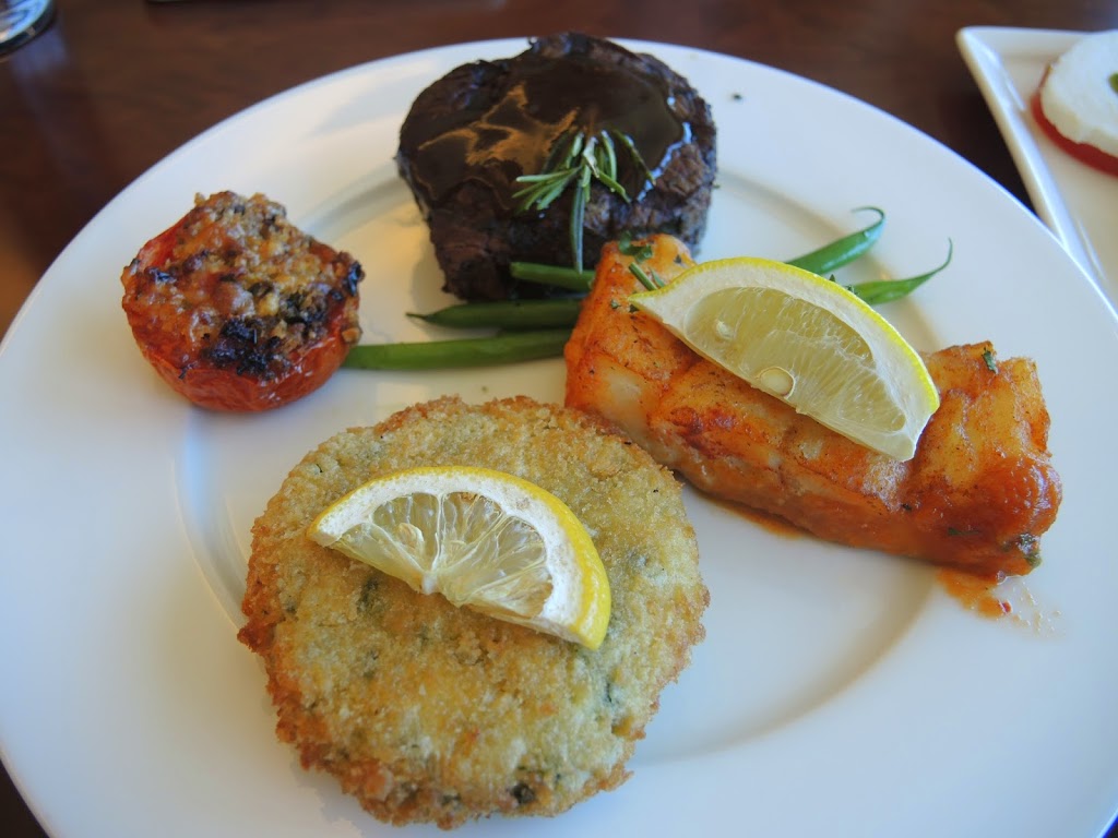emirates lounge sfo