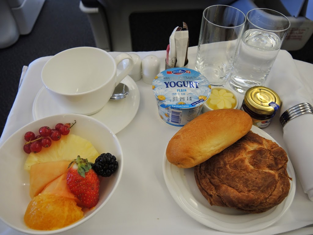 emirates business class seychelles reviews