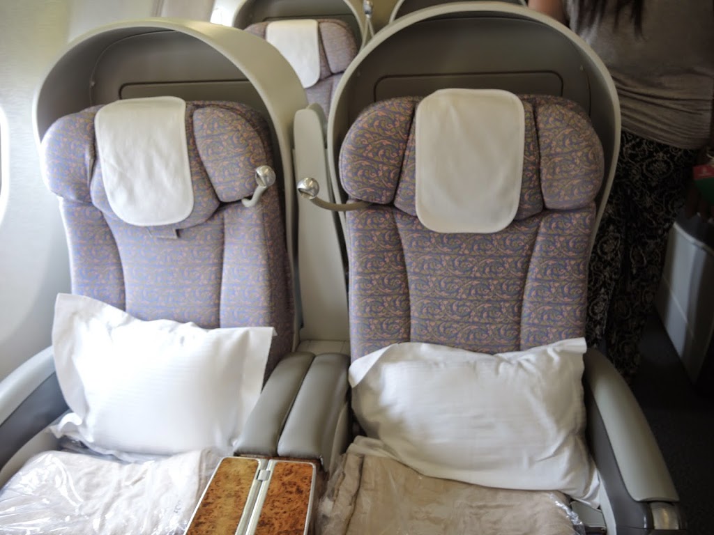 emirates business class seychelles reviews