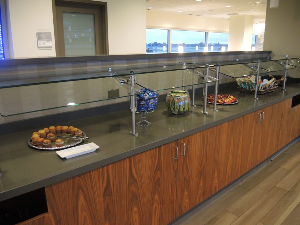 club lounge sjc airport reviews