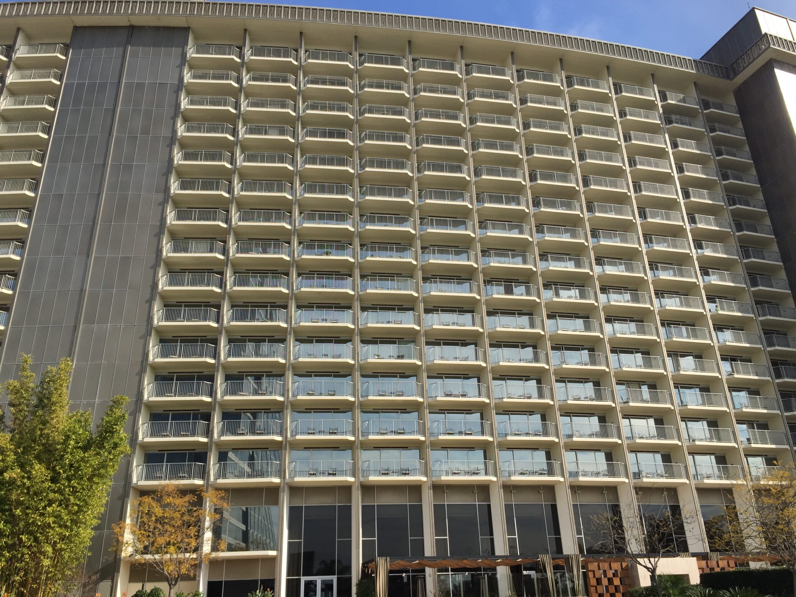 a large building with many balconies