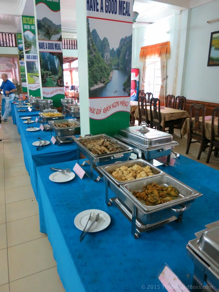 Tam Coc Vietnam Tour - Restaurant