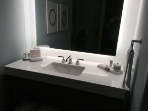 Hyatt Regency Waikiki - Bathroom
