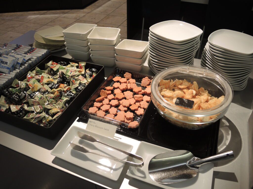 ana business class lounge narita nrt 1