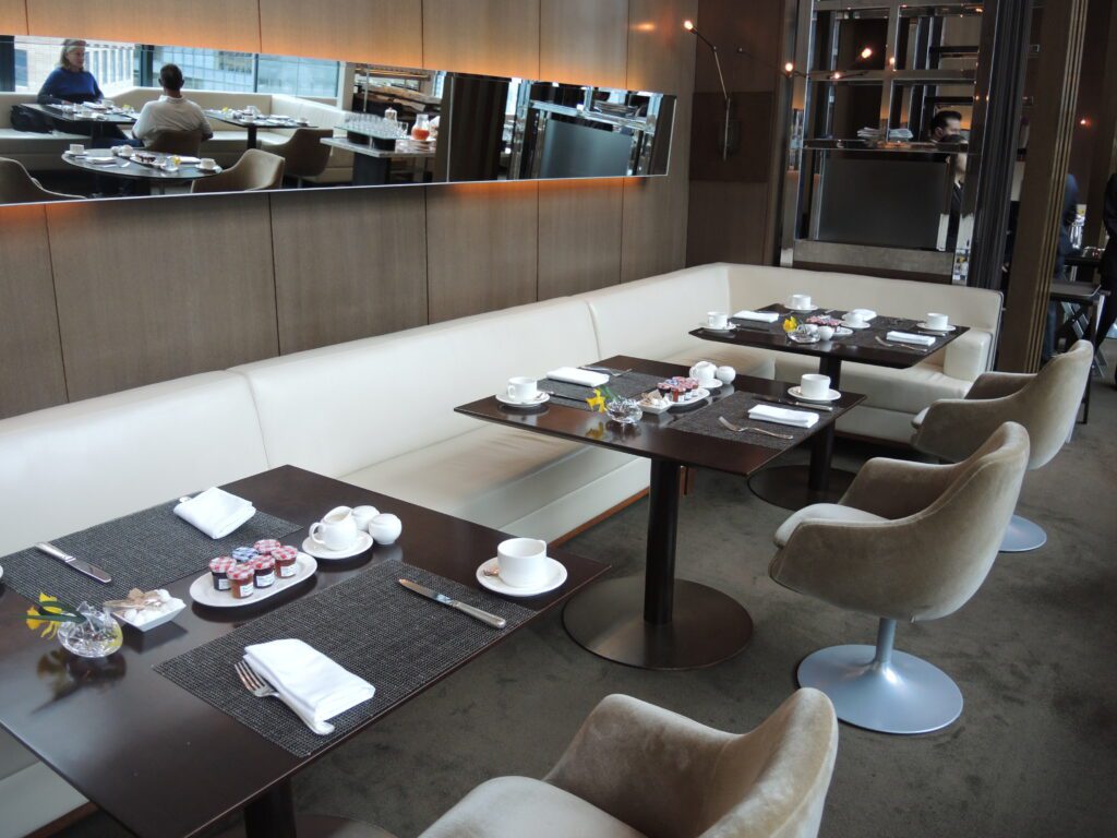 conrad tokyo breakfast restaurant 2