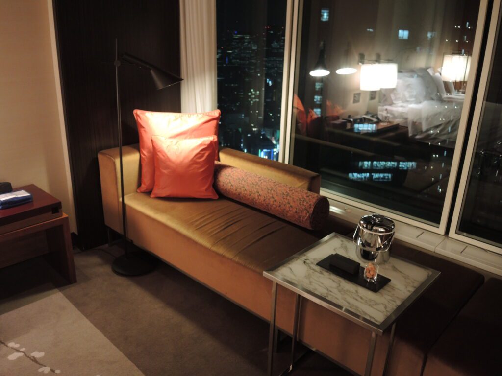 conrad tokyo day bed