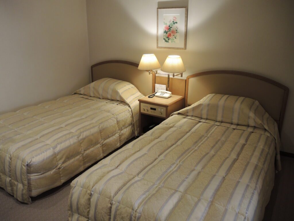 funaya ryokan matsuyama western bed