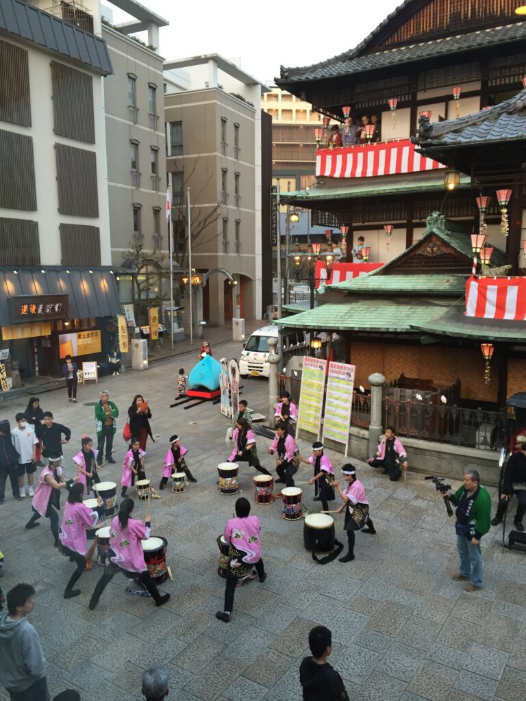 matsuyama japan dogo onsen drums 2