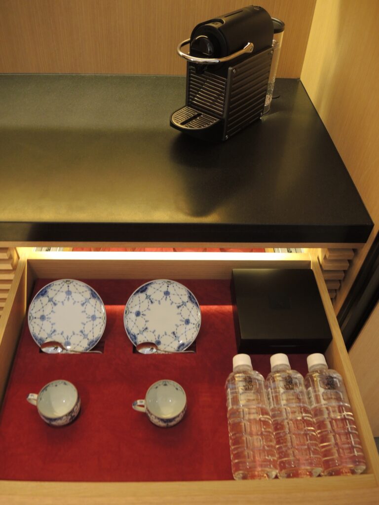 ritz carlton kyoto water and coffee