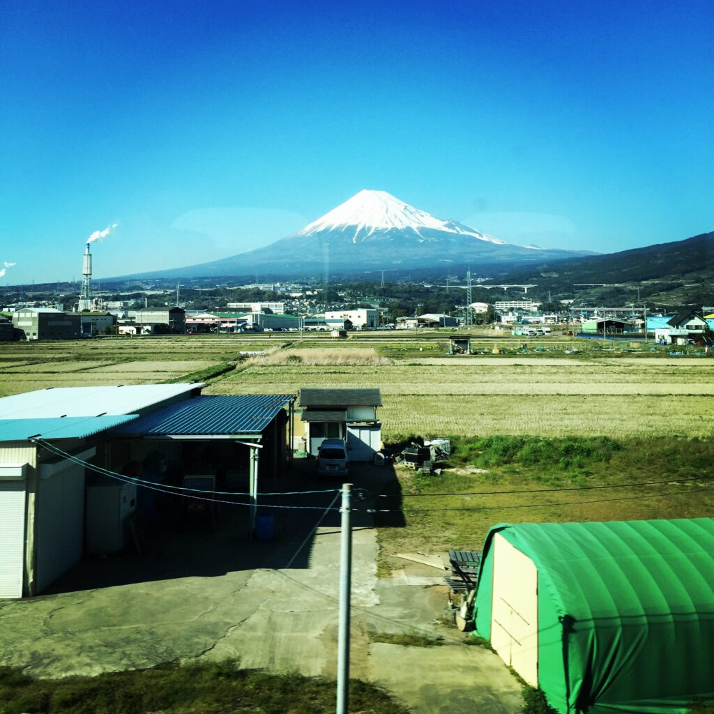 shinkansen mount fuji