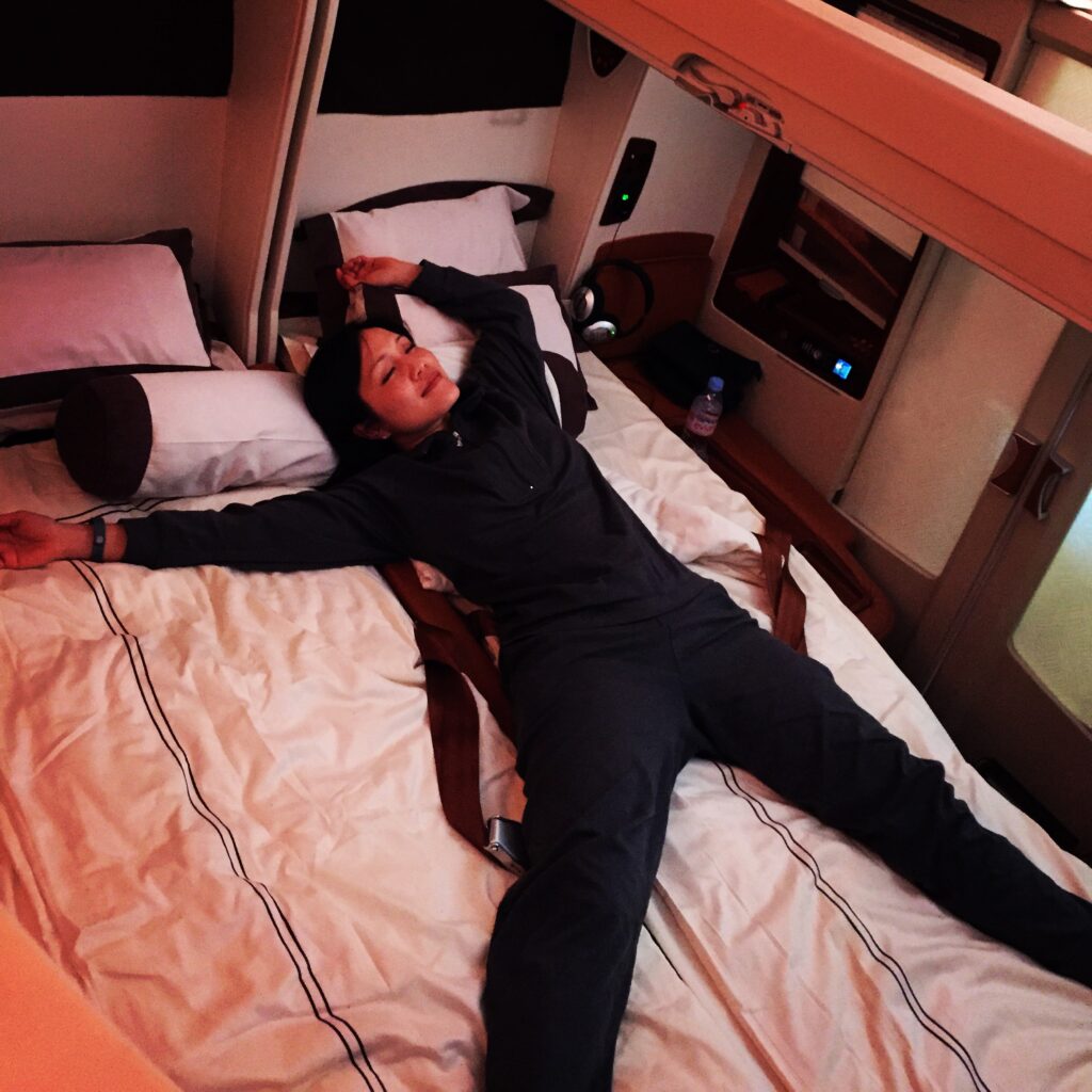 singapore airlines suites lax to nrt double bed 2