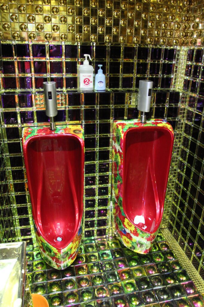 tokyo robot restaurant 3