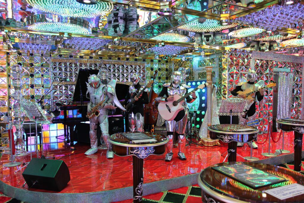 tokyo robot restaurant 4