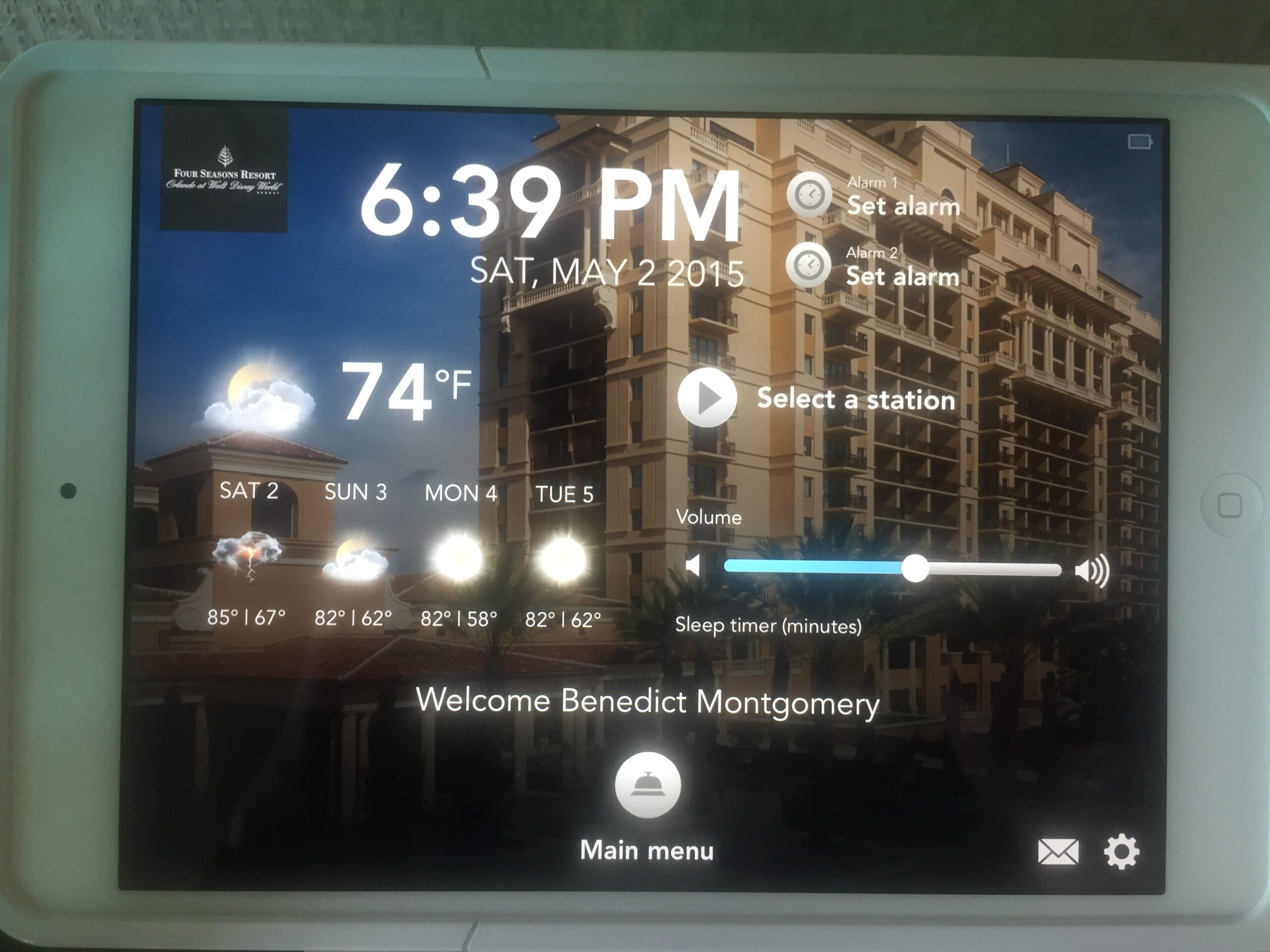 a screen shot of a clock