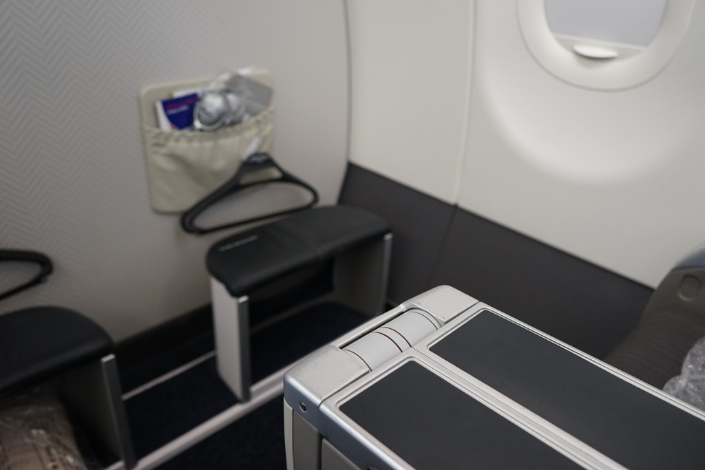 BA A318 footstool