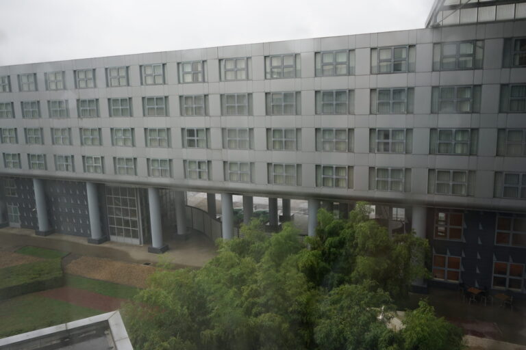 a building with many windows