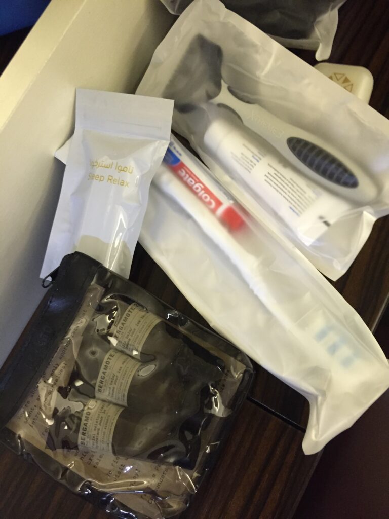 etihad jet airways first class sfo amenity kit contents