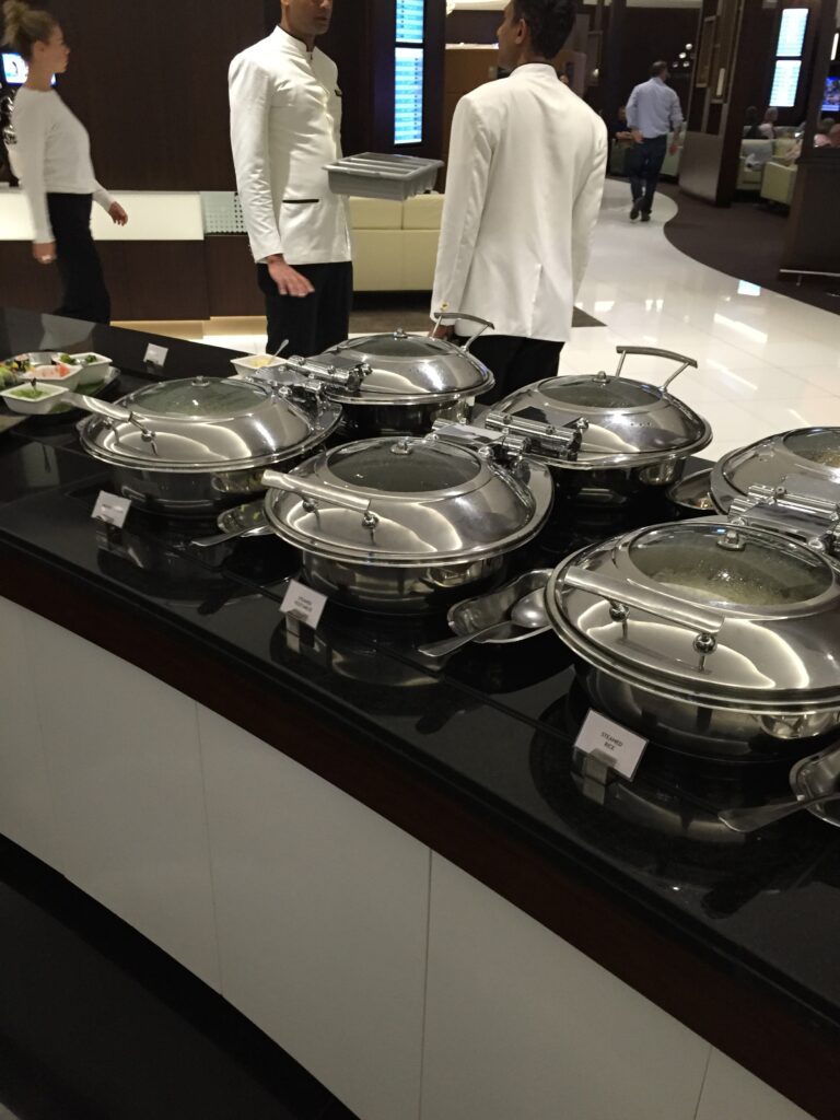 etihad premium lounge auh buffet