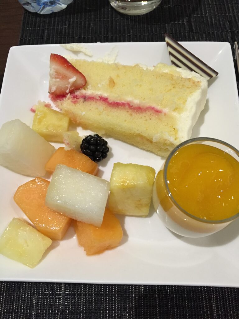 etihad premium lounge auh dessert plate