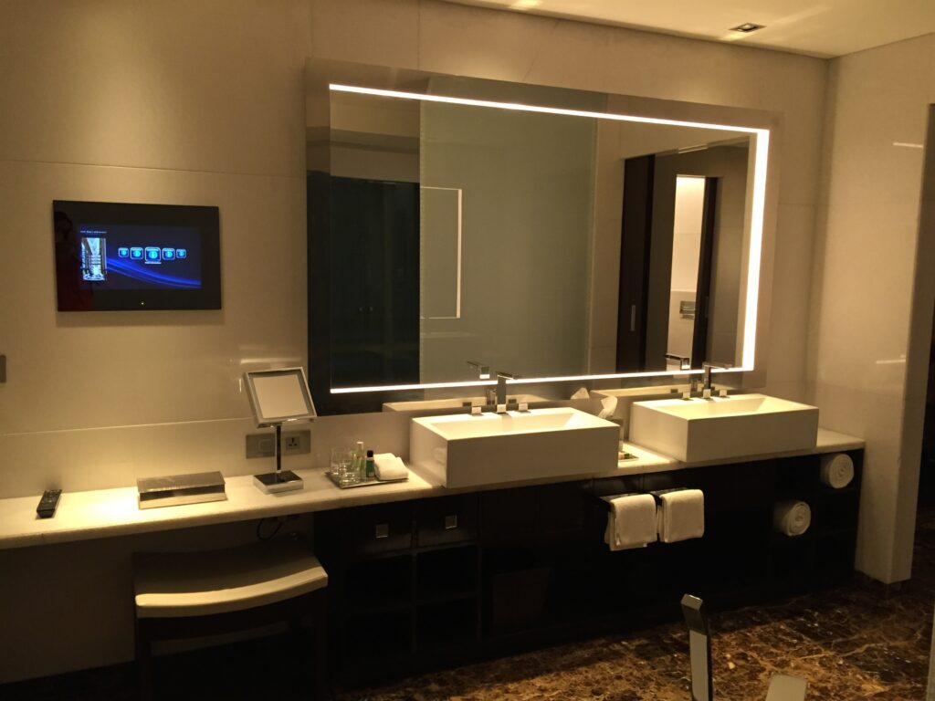 park hyatt hyderabad bathroom