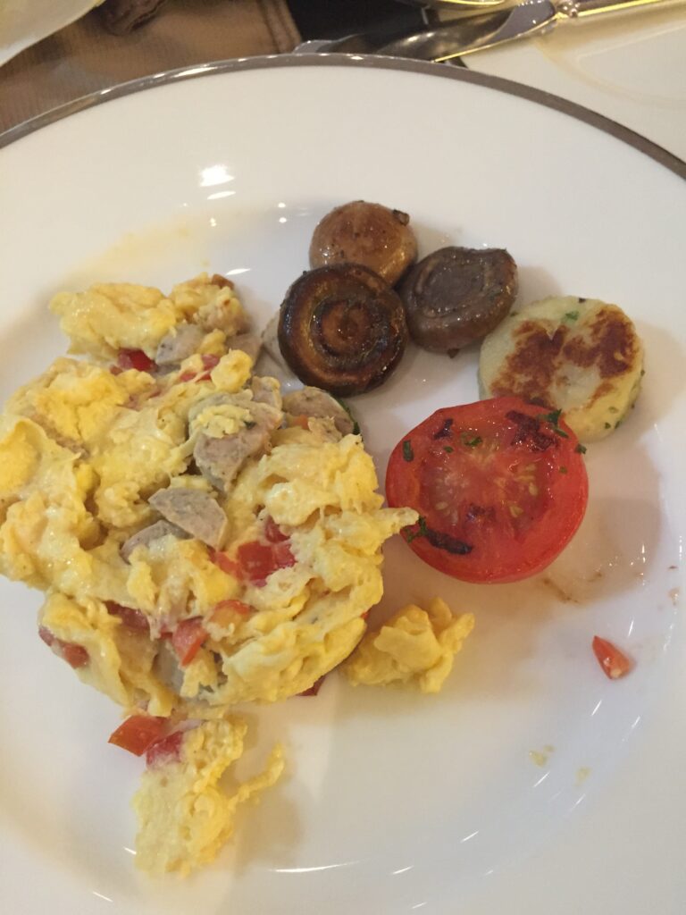 park hyatt hyderabad breakfast eggs