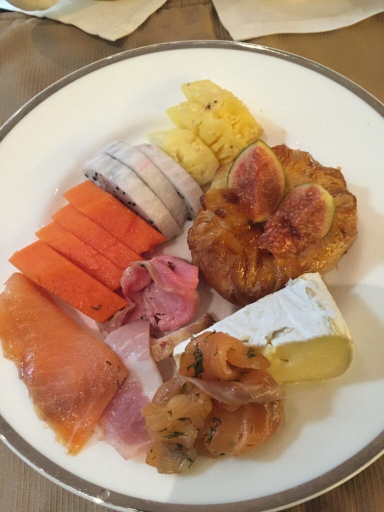 park hyatt hyderabad breakfast plate