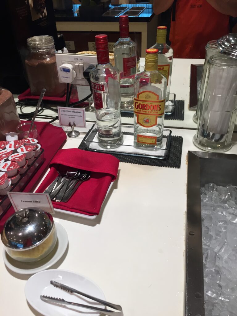 premier lounge sin changi alcohol