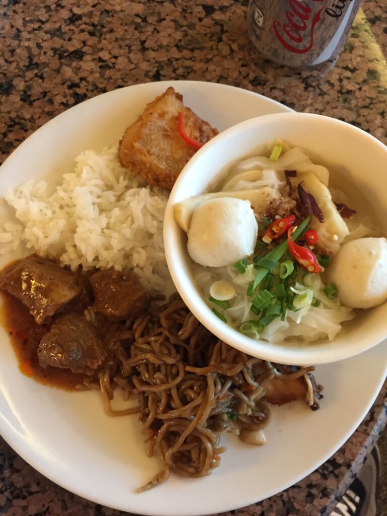 premier lounge sin changi food plate