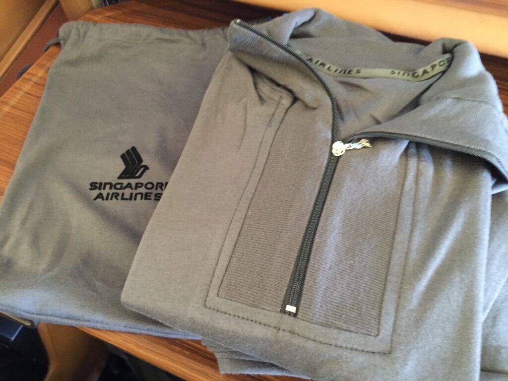 singapore airlines first class sfo pajamas