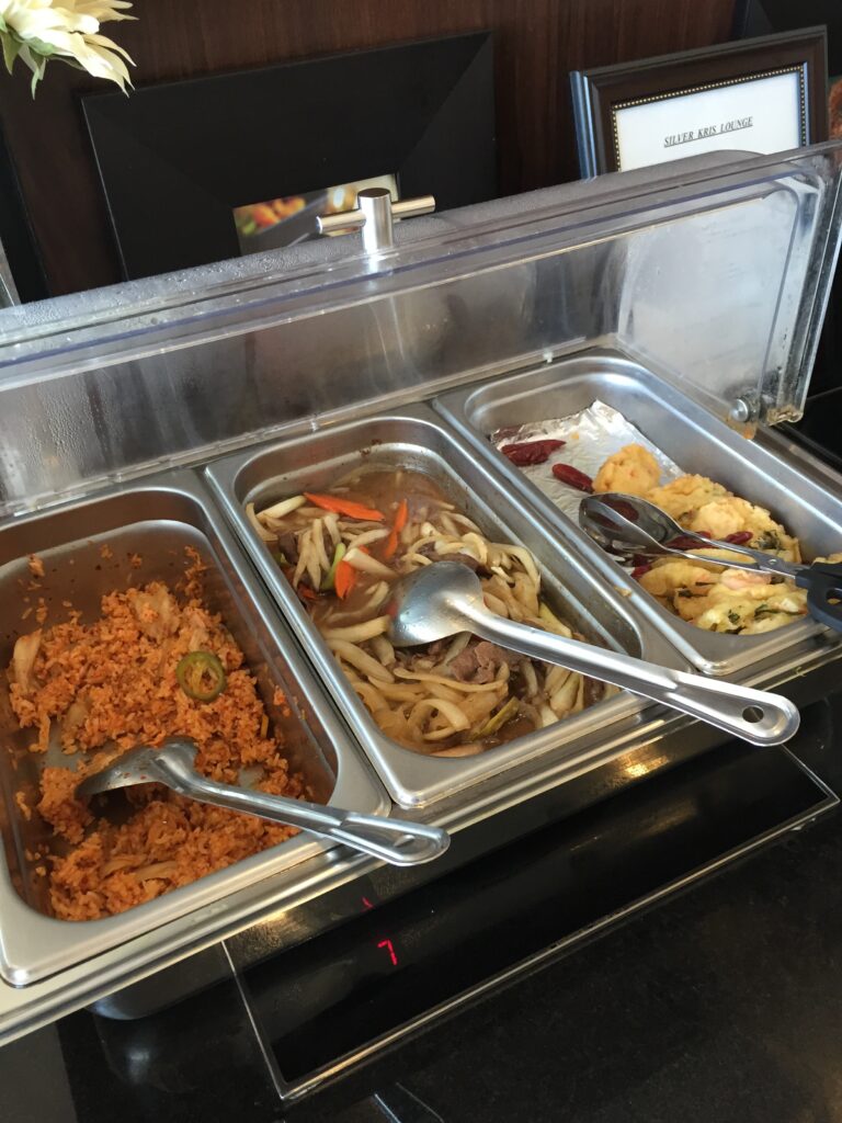 singapore silverkris lounge sfo food 1