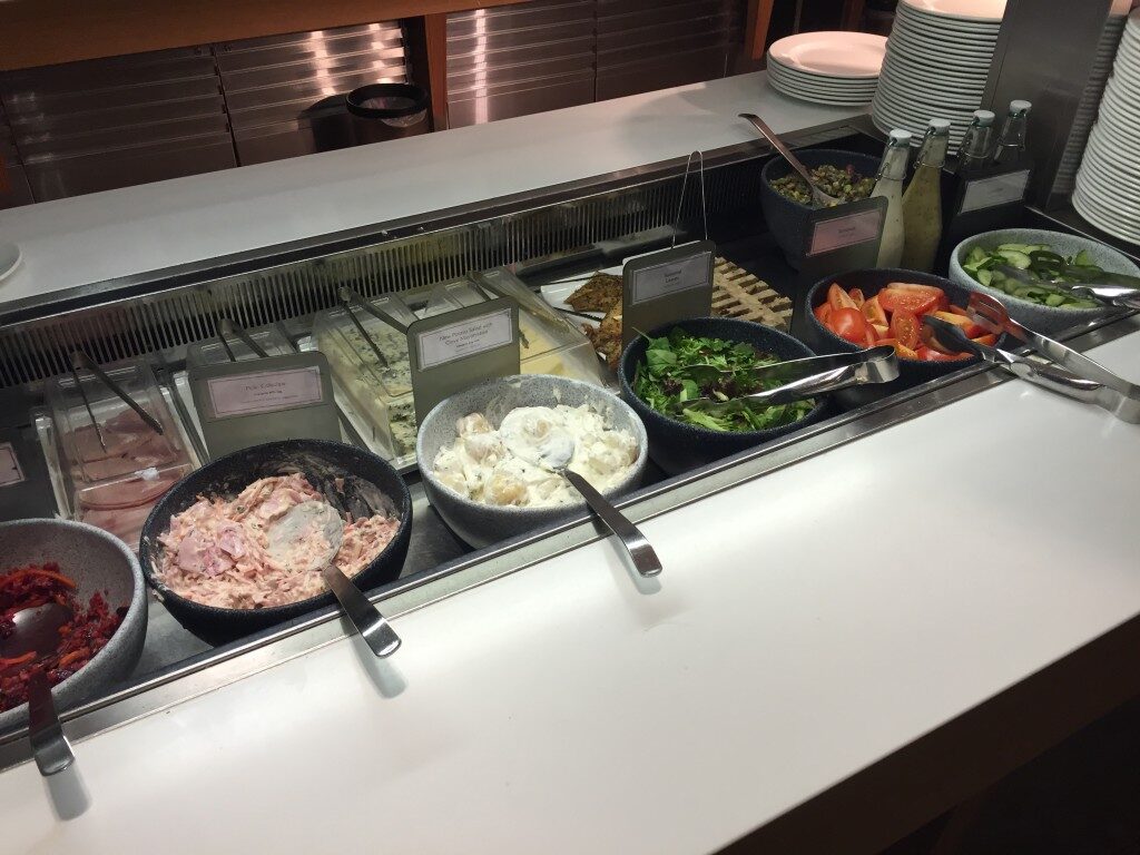 BA First Lounge T3