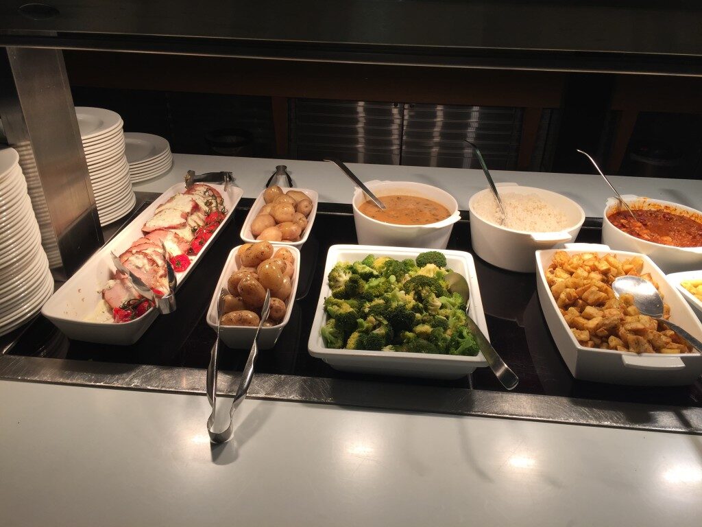 BA First Lounge T3