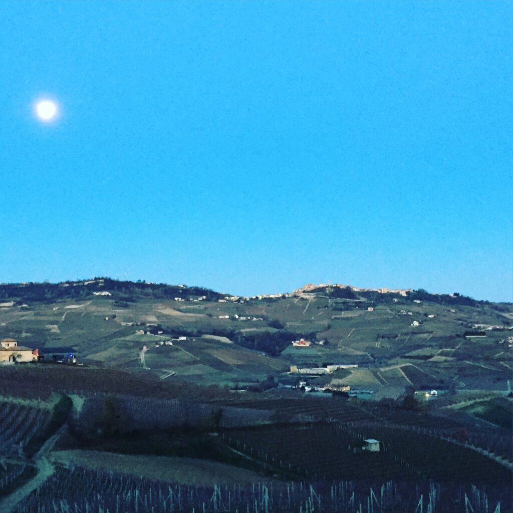 casa sobrero castiglione faletto sunset
