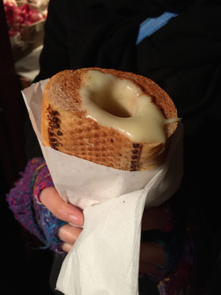 zurich christmas market fondue bread