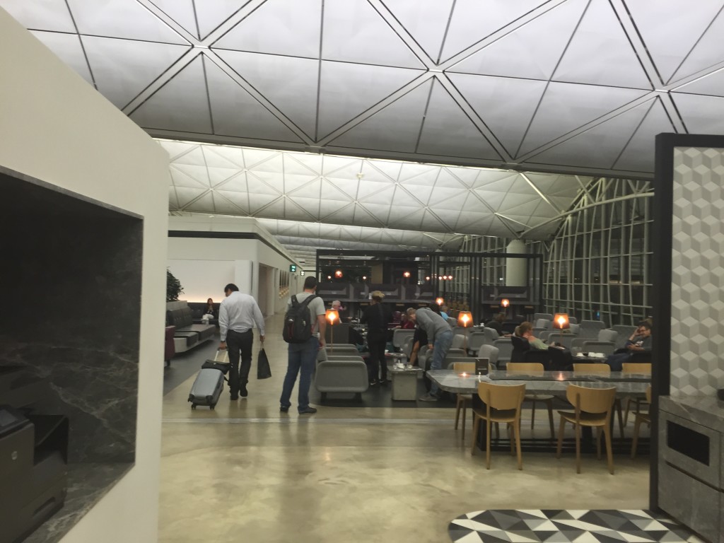Qantas Lounge Hong Kong