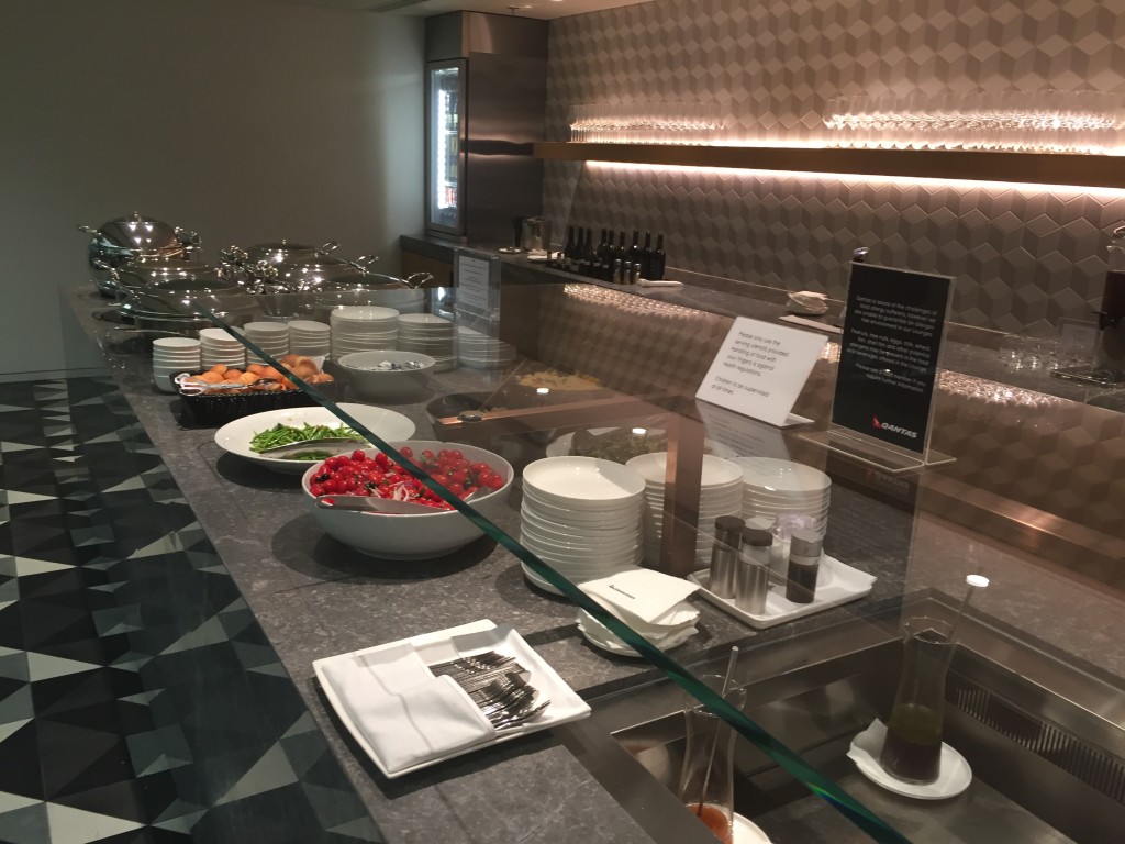 Qantas Lounge Hong Kong