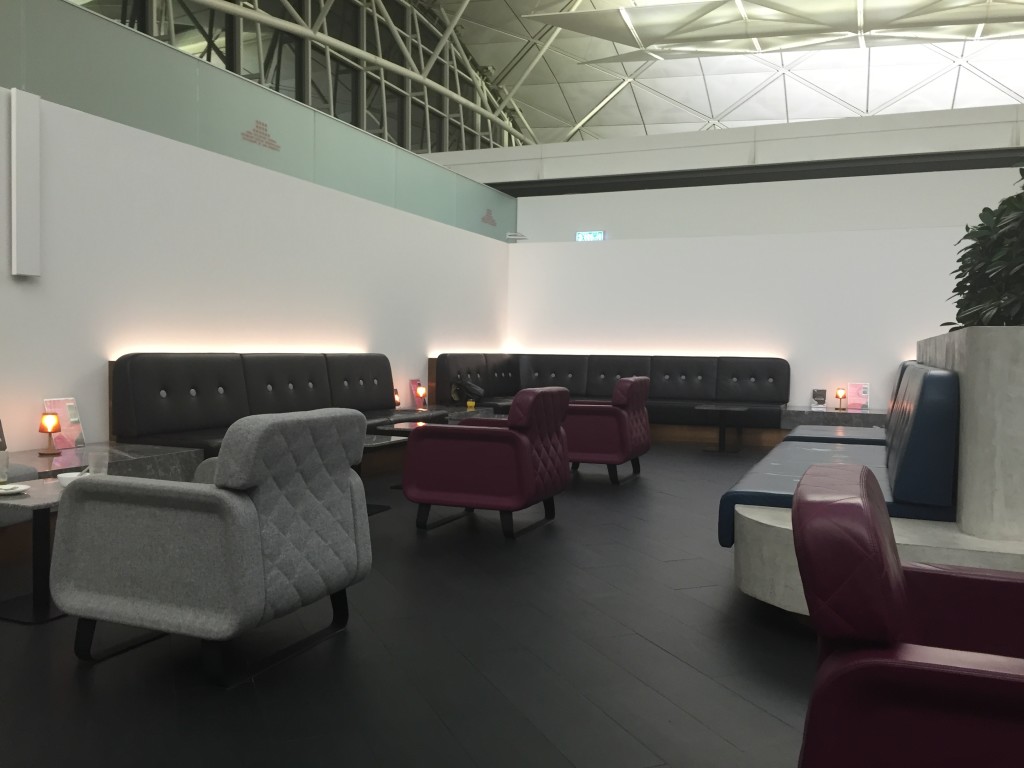 Qantas Lounge Hong Kong