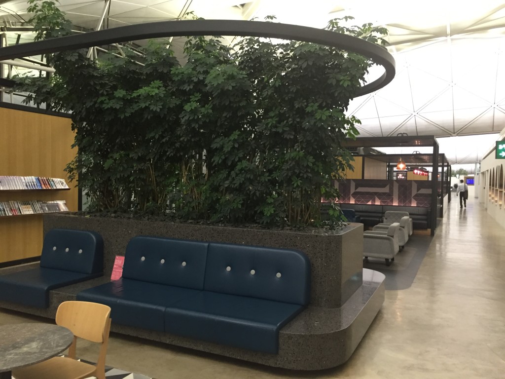 Qantas Lounge Hong Kong