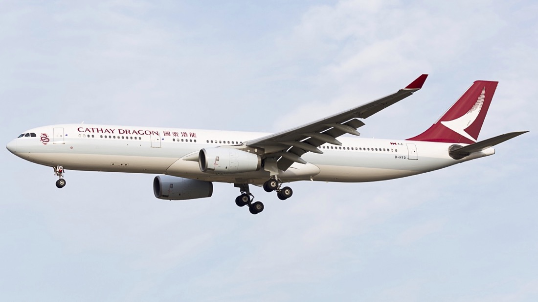Cathay Dragon Airbus A330-343