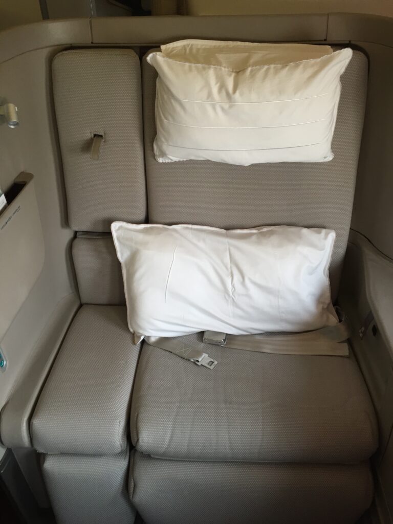 cathay pacific first class hong kong to new york first class seat 2