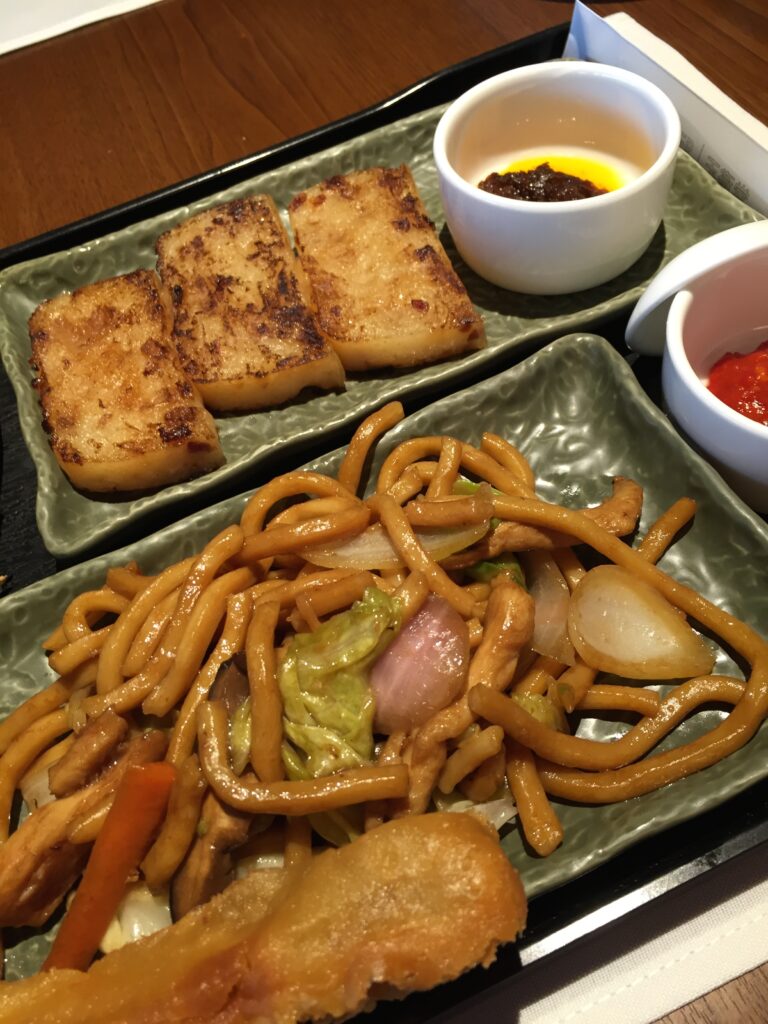 cathay pacific the pier first class lounge dim sum 2