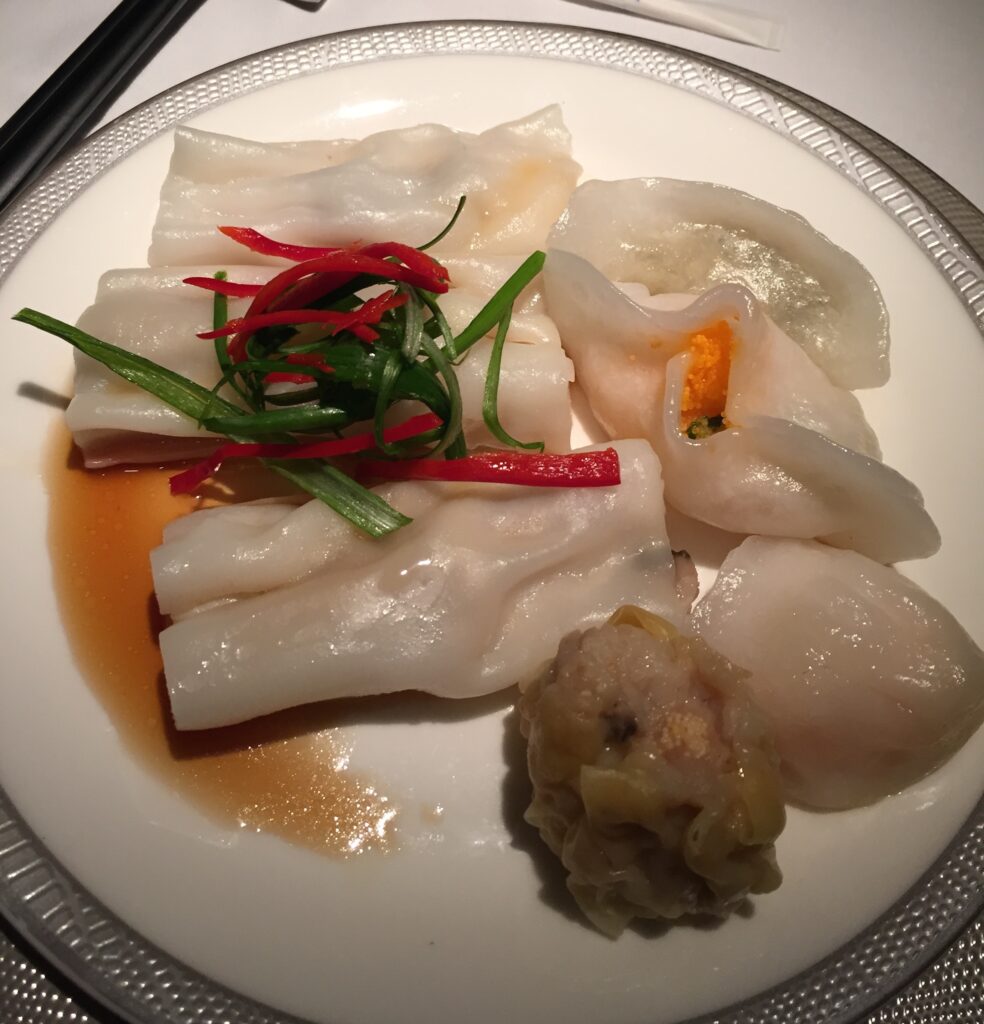 ingapore airlines first class san francisco to hong kong dim sum