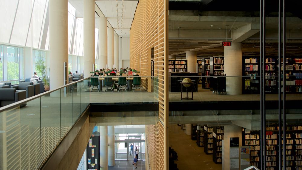 la Grande Bibliotèque