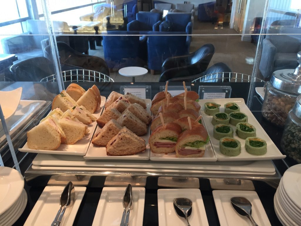 british-airways-first-class-lounge-sfo-food-3
