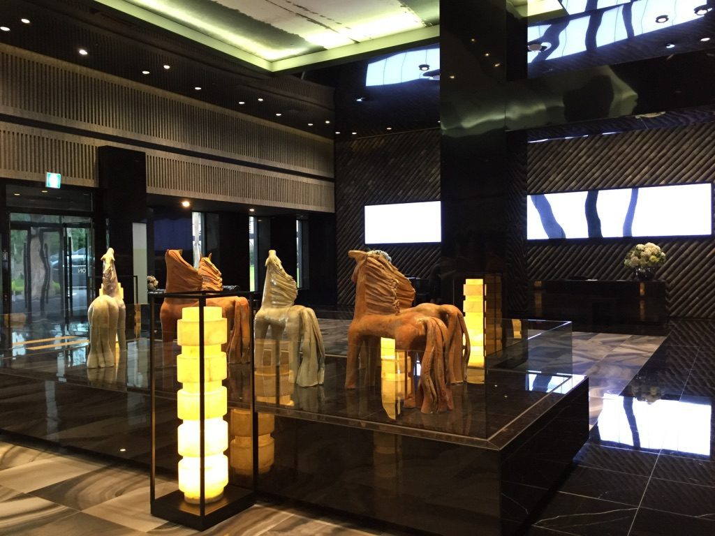kensington-hotel-jeju-lobby-2