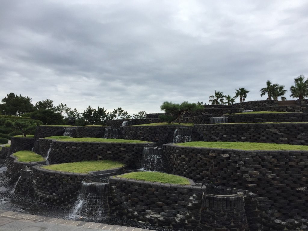 kensington-hotel-jeju-outdoor-garden